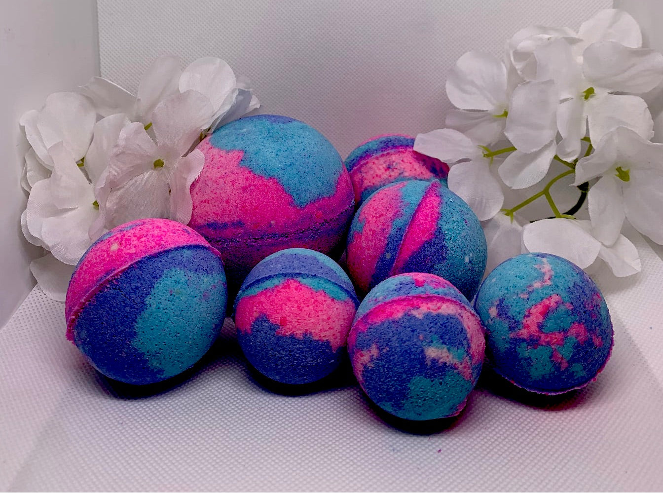 Blue RAZZ Raspberry Pink and Blue Hydrating Scented Bath Bomb!