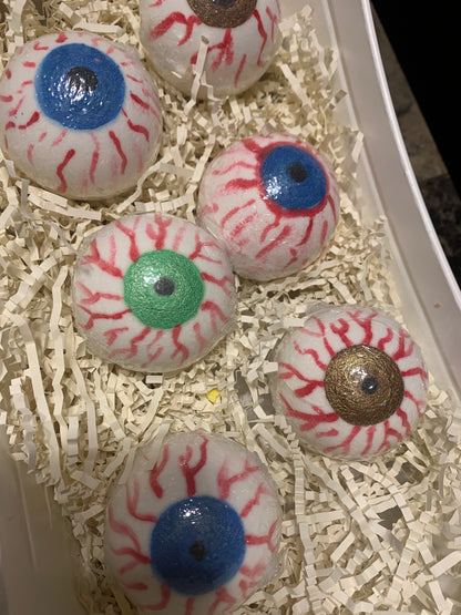 Cyclops Spooky Eyeball Bath Bomb