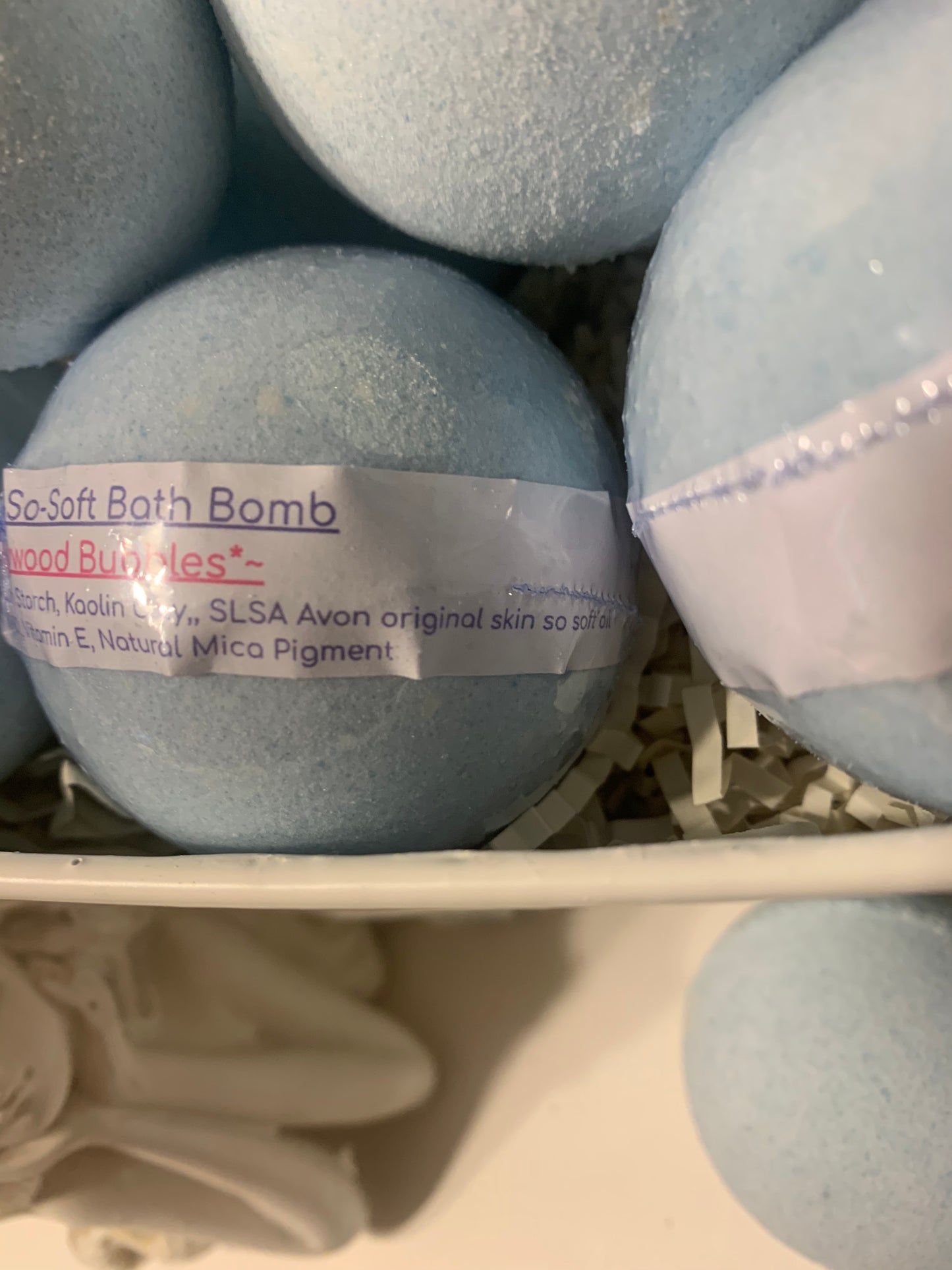 AVON Skin-So-Soft Bath Bomb