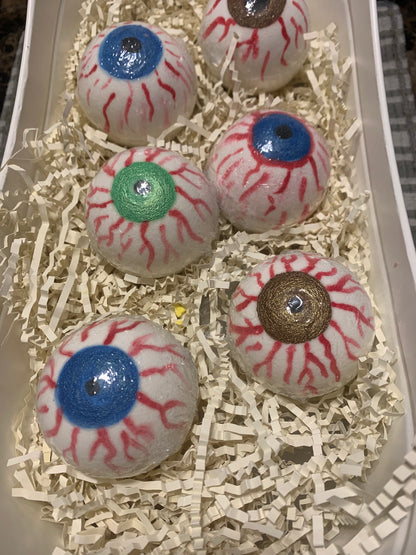 Cyclops Spooky Eyeball Bath Bomb